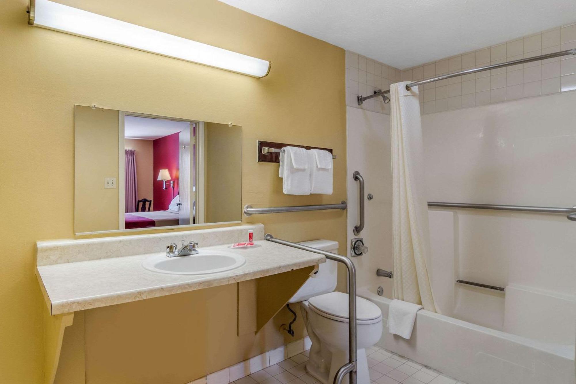 Econo Lodge Union City - Atlanta South Экстерьер фото
