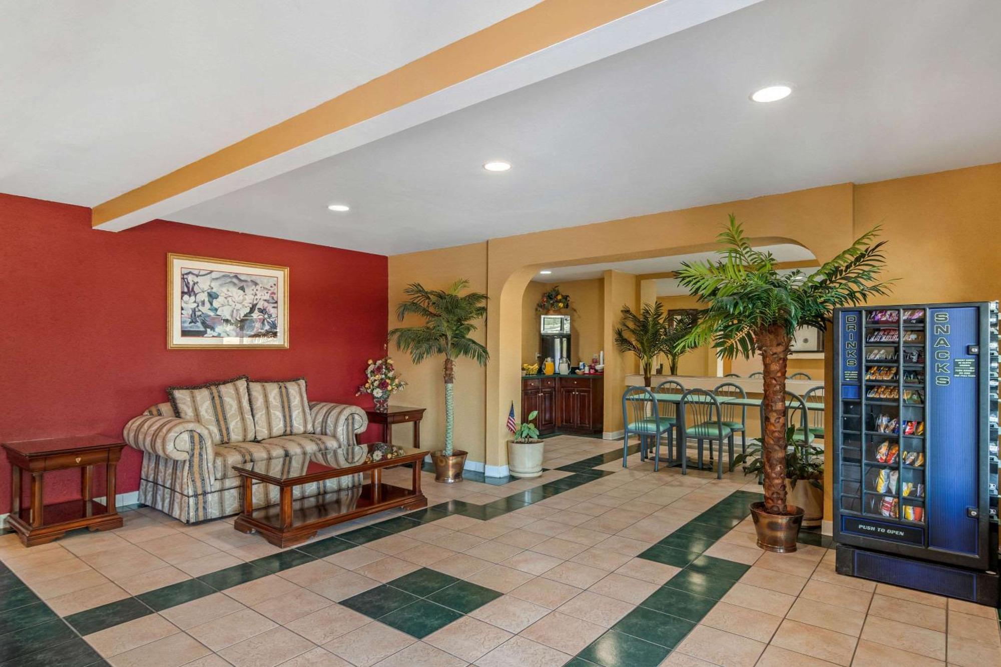 Econo Lodge Union City - Atlanta South Экстерьер фото