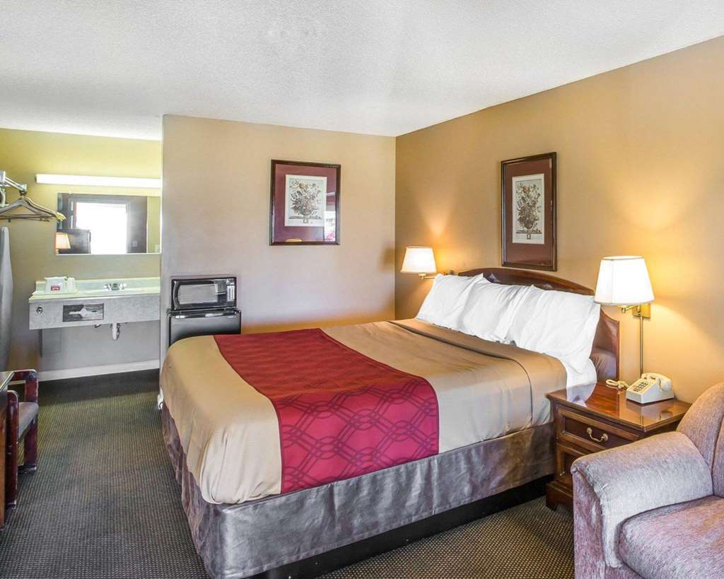 Econo Lodge Union City - Atlanta South Номер фото